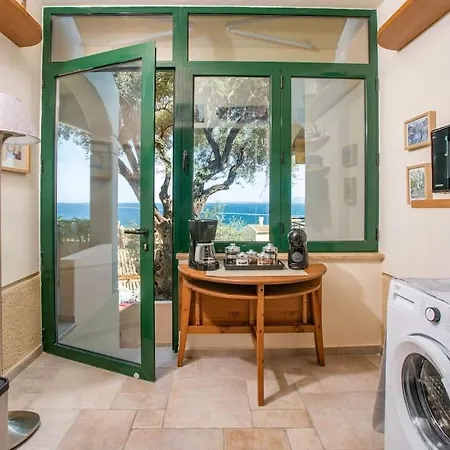 Anemos Corfu * Barbati